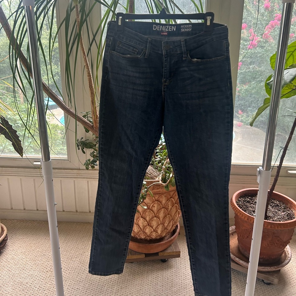 Levi’s, Size 2